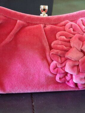 BANANA REPUBLIC PINK VELOUR CLUTCH